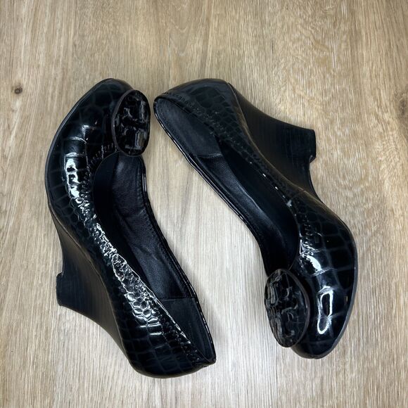 Tory Burch Women’s 37 US 7 Wedge Heels Black Patent Leather Croc Embossed Logo - Picture 7 of 10